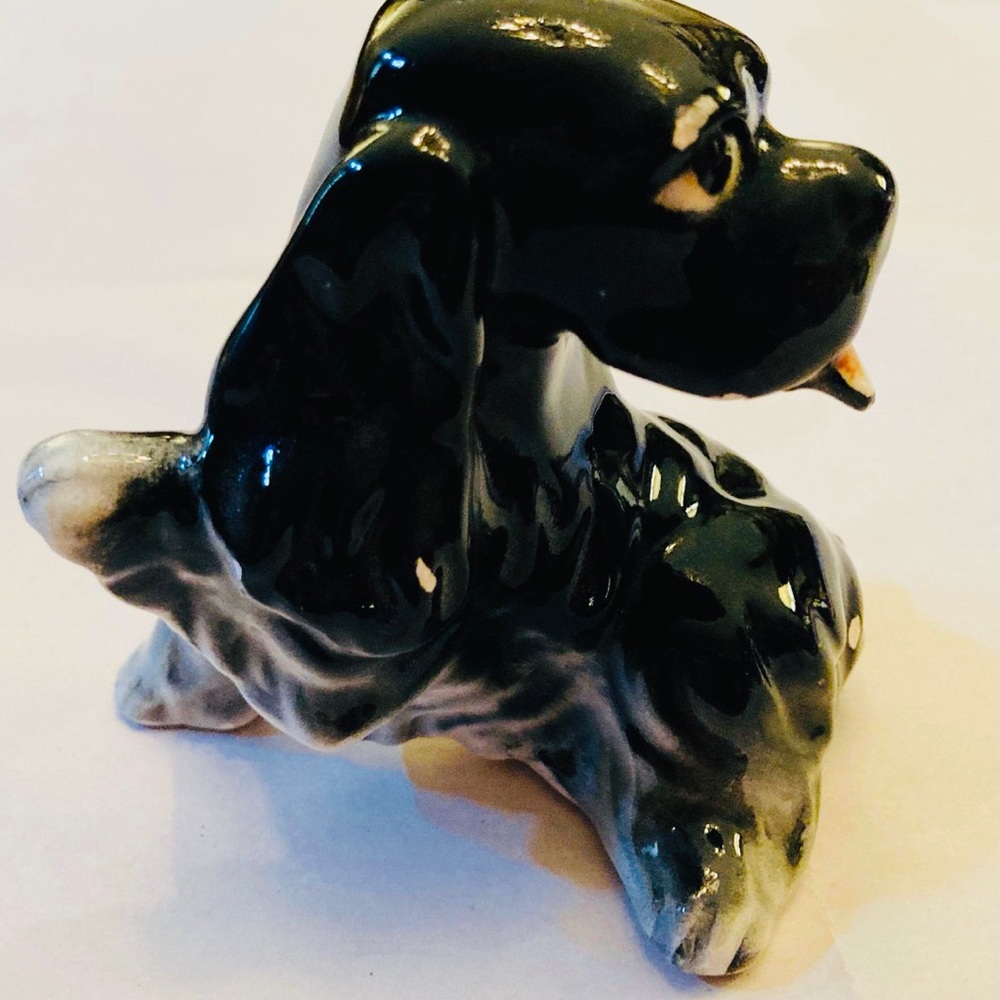Vintage porcelain cocker spaniel “ Freddy”pup with upraised paw black white pink